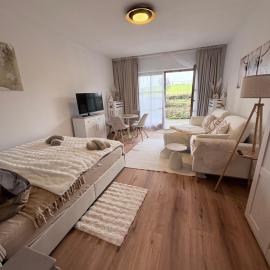 Chiemsee-Perle, stylisches Luxus-Appartement，位于里姆斯廷格的酒店