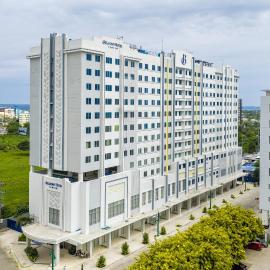 Belmont Hotel Iloilo，位于伊洛伊洛的酒店