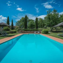 Borgo La Casina By Geco Vacation Rentals，位于Capannole的酒店