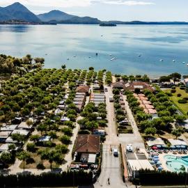 Camping Residence & Lodge Orchidea，位于巴韦诺的酒店