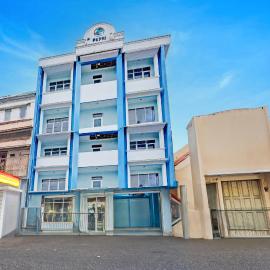 OYO 94802 Hotel Prima，位于展玉的酒店