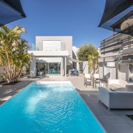 Villa with swimming pool in Pasito Blanco T4，位于帕斯托布兰克的酒店