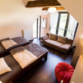 BnB Comfort Guesthouse Olten - Lostorf，位于Lostorf的酒店