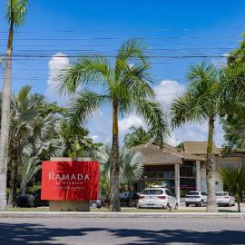 Ramada by Wyndham Porto Seguro Praia,位于塞古罗港的酒店