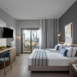 Saint George Gournes Bay "by Checkin" Adults Only,位于古尔内斯的酒店
