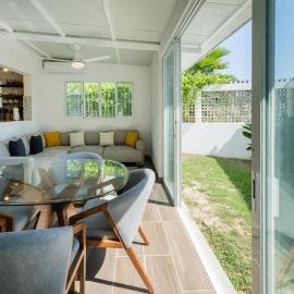 Casita Walk to Surf and Town，位于蓬塔米塔的酒店