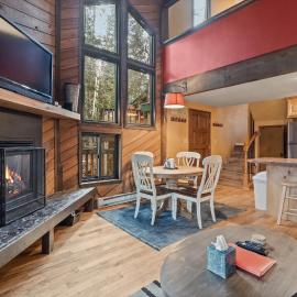 Ski Access SS7B Retreat Pet Friendly，位于布赖恩峰的酒店
