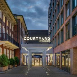 Courtyard by Marriott Bremen，位于不莱梅的酒店