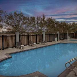 Fairfield Inn and Suites Phoenix Chandler Fashion Center,位于钱德勒的酒店
