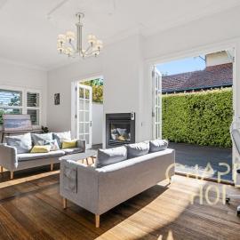 Chapter 3 House in Malvern，位于Carnegie的酒店