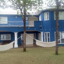 Welcome to The Beach House，位于波乔米尔的酒店