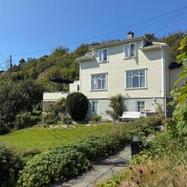 Holiday home in Espevær，位于Bømlo的酒店