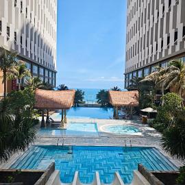 Apec Mandala Sea View Bathtub by MLT，位于美奈的酒店