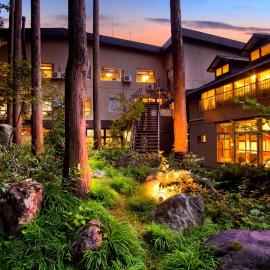 Ichirino Kogen Hotel Roan，位于白山市的酒店