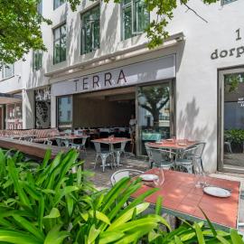 107 Dorpstraat Boutique Hotel,位于斯泰伦博斯的酒店