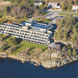 Farsund Fjordhotell，位于法尔松的酒店