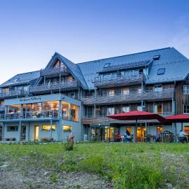 Berghaus Freiburg - Appartement Hotel auf dem Schauinsland，位于奥贝里德的酒店