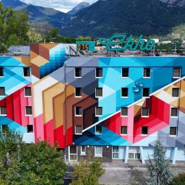 Ekho Hotel Grenoble Nord Saint Egrève，位于圣埃格雷夫的酒店