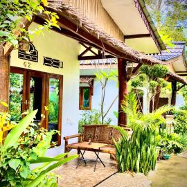 Sumatra Orangutan Discovery Villa，位于武吉拉旺的酒店