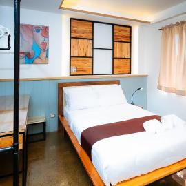 Estancia Roadside Inn by RedDoorz,位于Estancia的酒店