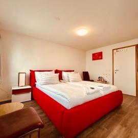 Romantic Room, Private Bathroom and Great View，位于海登的酒店