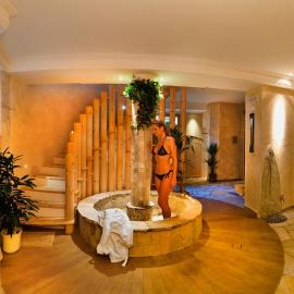 Naturhotel Sonnenhof，位于丘萨的酒店