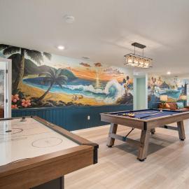 New 10-bedroom Luxury Retreat, Private Pool and Spa, Near Disney and Orlando