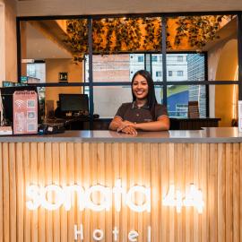 Sonata 44 Hotel Laureles，位于麦德林的酒店