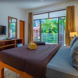 Hotel Sky Blue Baga Goa，位于巴加的酒店