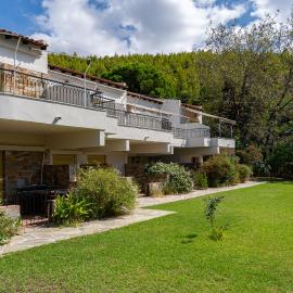Villa Nefeli Skiathos,位于斯基亚索斯镇的酒店
