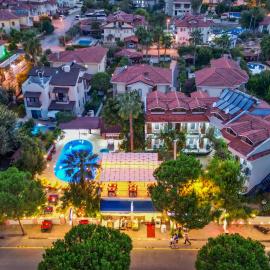 YENI DOGA HOTEL,位于达利安的酒店