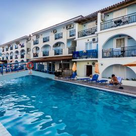 Vossos Hotel Apartments，位于拉加纳斯的酒店