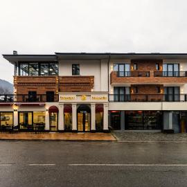Nouvelle Hotel，位于Oni的酒店