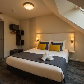 Hôtel restaurant Relais de Rixheim Ile Napoléon Mulhouse，位于里克塞姆的酒店