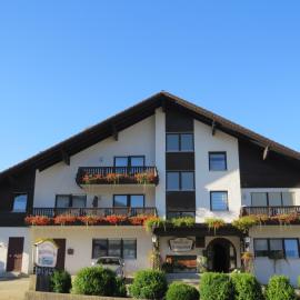 Büchelsteiner Hof，位于Grattersdorf的酒店