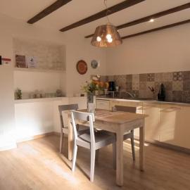 Giardino del Bosso - Apartment Wood，位于杰尔米尼亚加的酒店