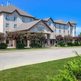 Days Inn & Suites by Wyndham West Edmonton，位于埃德蒙顿的酒店