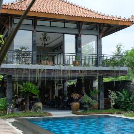 Omnni Villa Borobudur，位于婆罗浮屠的酒店
