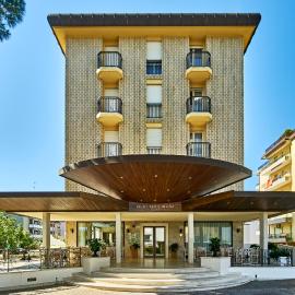 Palace Hotel Regina，位于比比翁的酒店