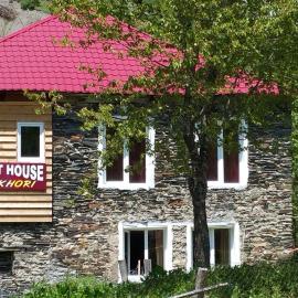 Guesthouse Robinzon Lalkhori，位于Lalkhori的酒店