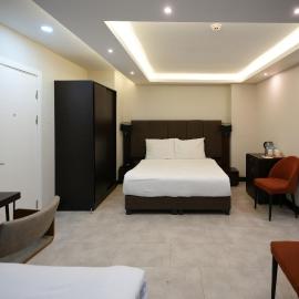Visse Hotel，位于穆达尼亚的酒店