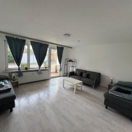 Ferienwohnung Monteurwohnung Business Appartement Langenfeld，位于Gladbach的酒店