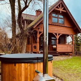 Sosnowy domek w rezerwacie nad Narwią，位于Bokiny的酒店