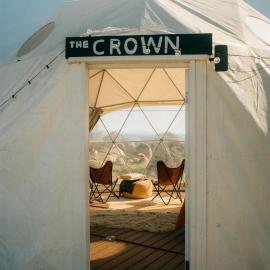 A Cozy Fireside Glamping Escape with Ridge Views，位于福尔布鲁克的酒店