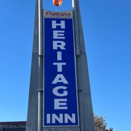 Heritage Inn,位于波莫纳的酒店