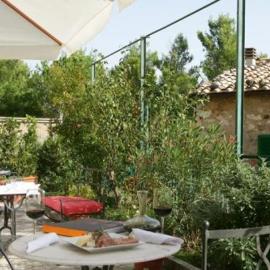 Locanda La Pieve B&B vicino Saturnia,位于森普罗尼亚诺的酒店