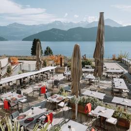 Alpenblick Weggis - Panorama & Alpen Chic Hotel，位于韦吉斯的酒店