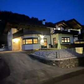 Mountain Apex，位于Dölsach的酒店