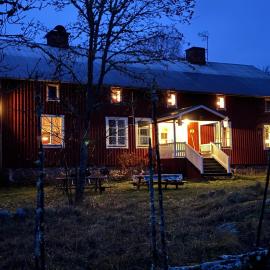 Kapellskärs Camping och Vandrarhem，位于Aspnäs的酒店