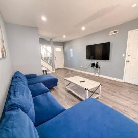 Charming Lake Tahoe Getaway 30 Plus Days Bookings Only Accepted，位于西风湾的酒店
